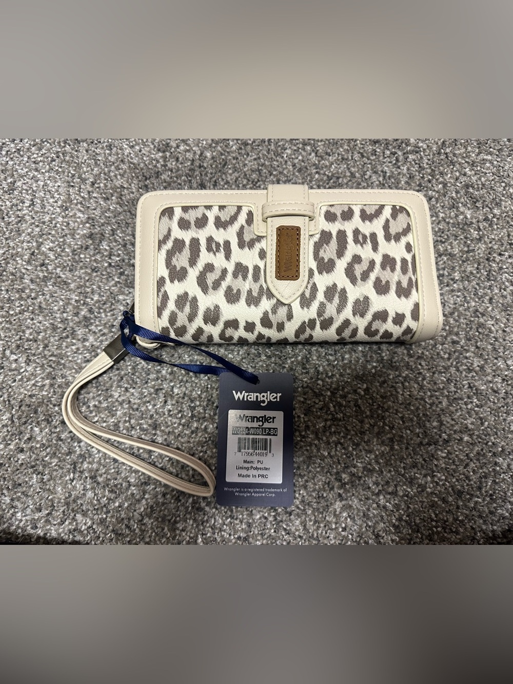 Wrangler Cream and Gray Leopard Print Wristlet